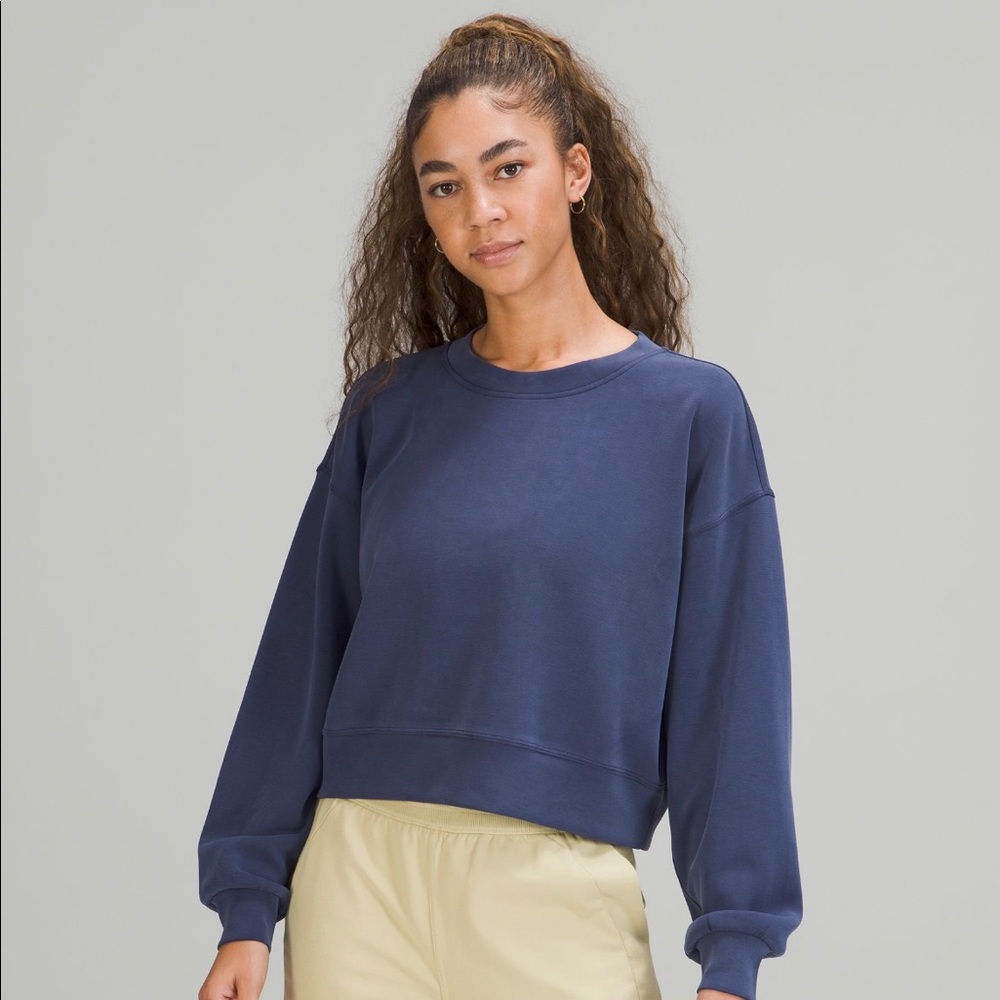 Lululemon Perfectly Oversized Crew Softstreme